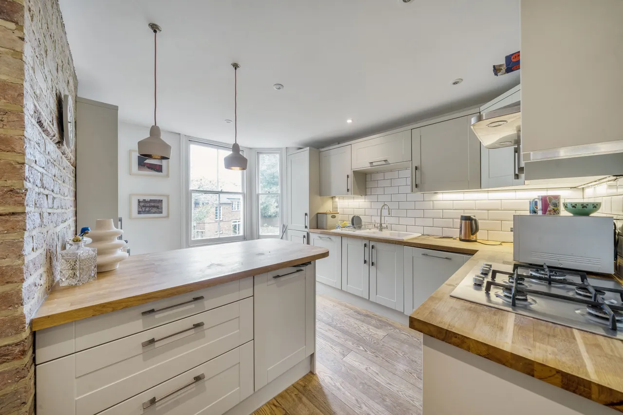 19a Holmewood Road, London, photo 6