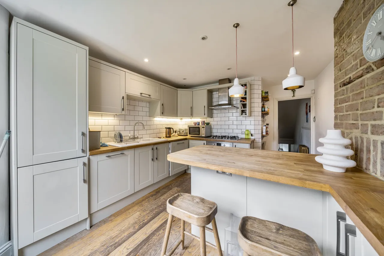 19a Holmewood Road, London, photo 4