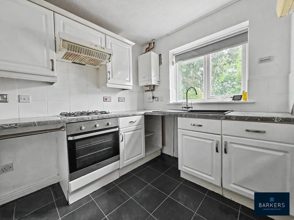 Coates Close, Dewsbury WF12 7TQ, photo 2