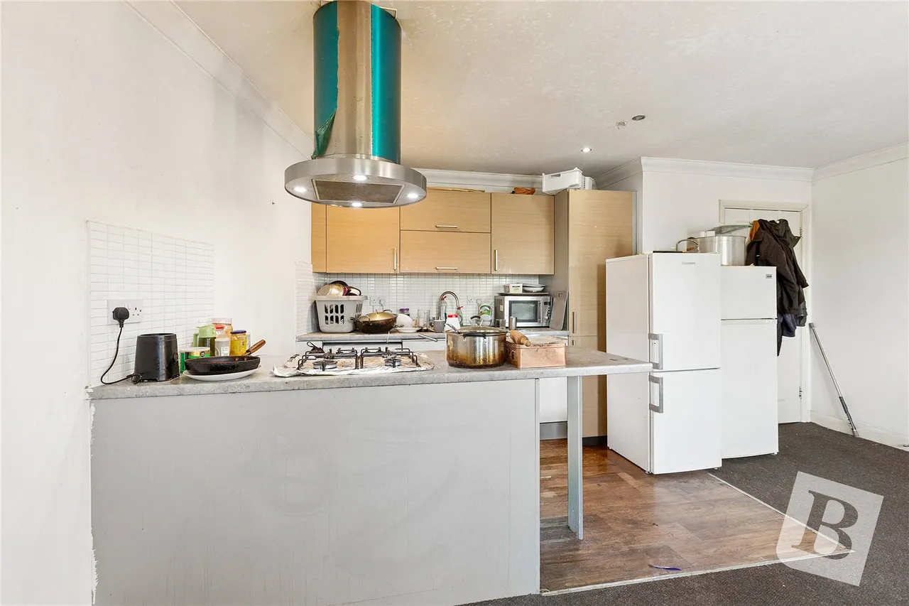 St. Mark's Place, Dagenham, RM10, photo 10