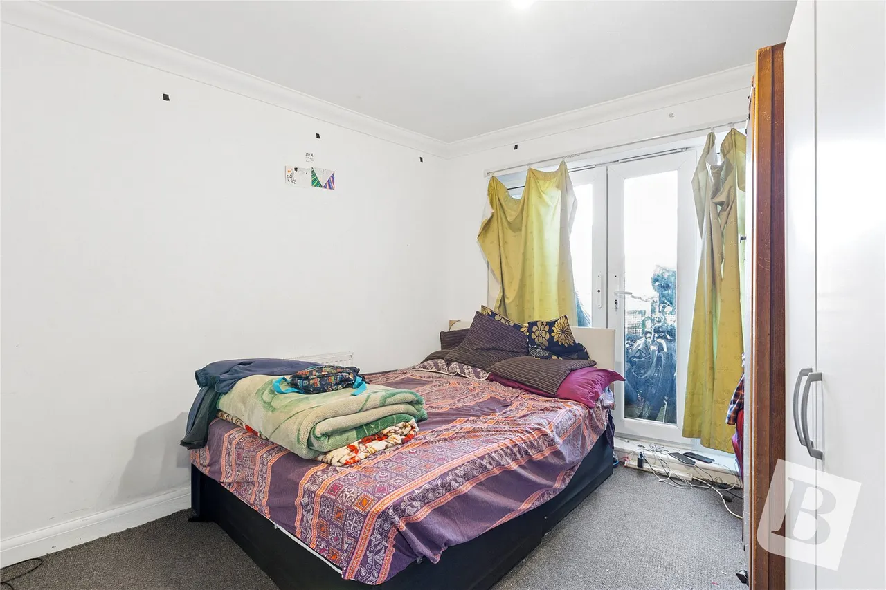 St. Mark's Place, Dagenham, RM10, photo 7