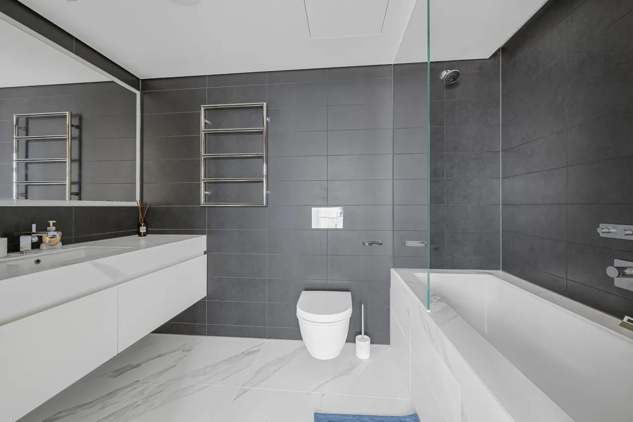 New Oxford Street, London, WC1A, photo 14