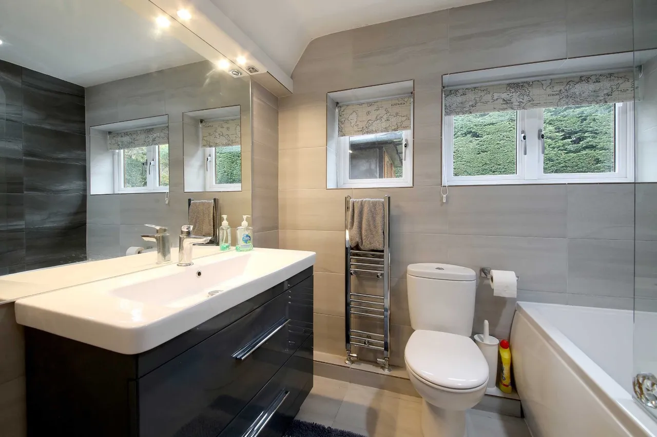 Manor Road, Penn, HP10, photo 22