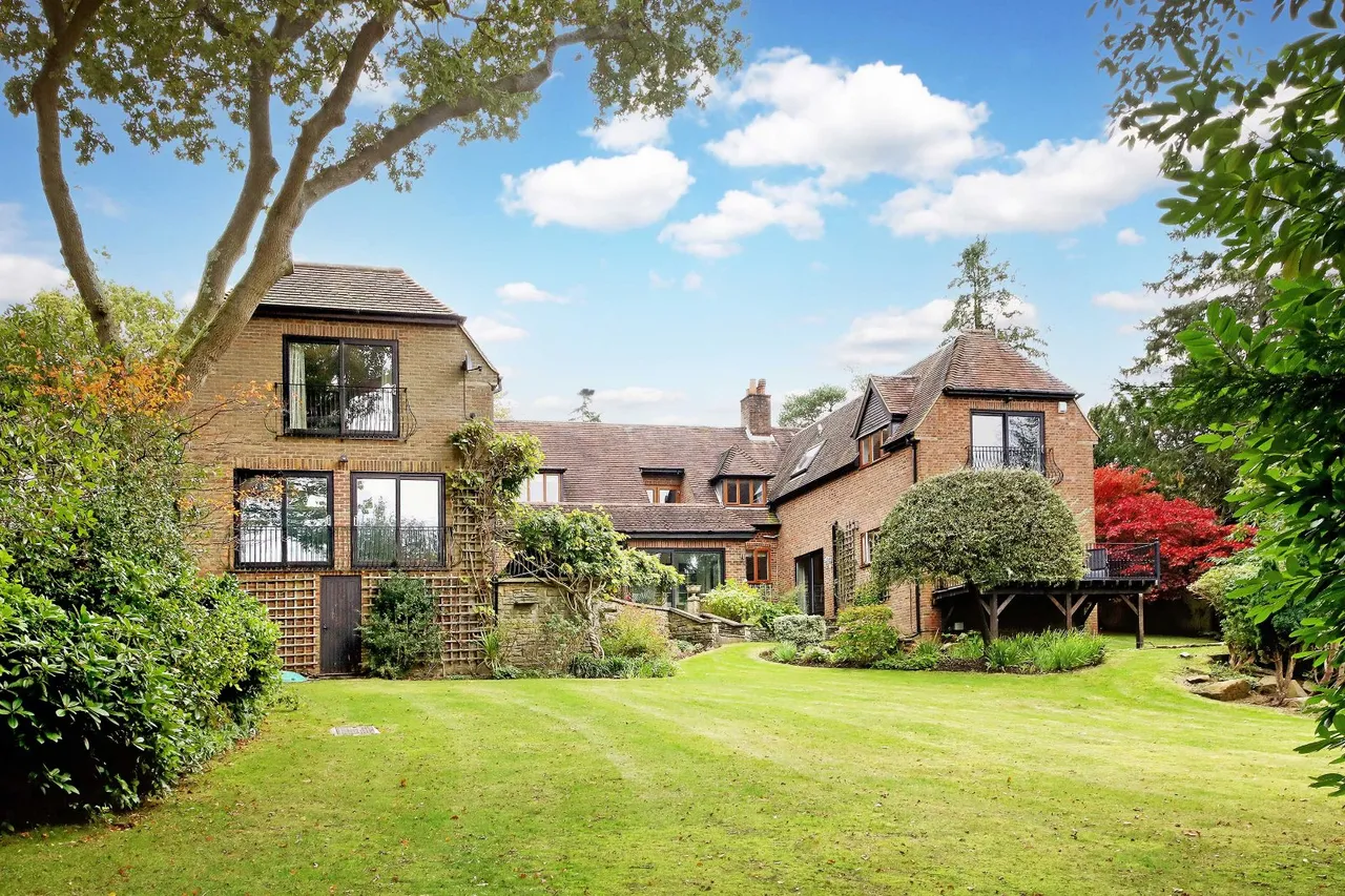 Manor Road, Penn, HP10, photo 3