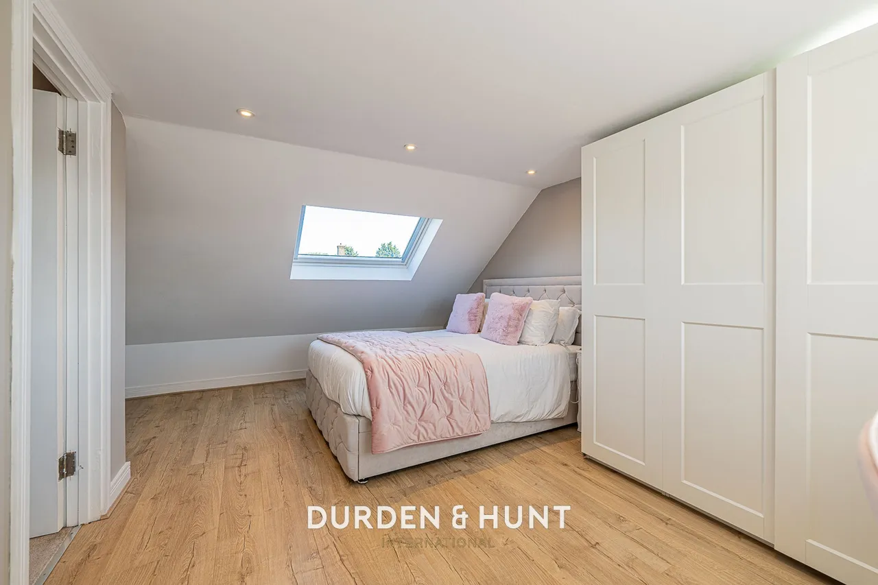 Wickford Drive, Harold Hill, RM3, photo 25