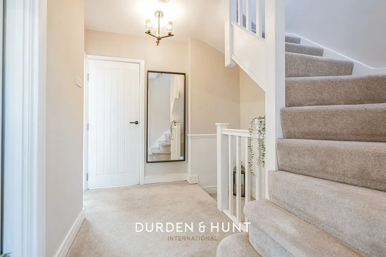 Wickford Drive, Harold Hill, RM3, photo 15