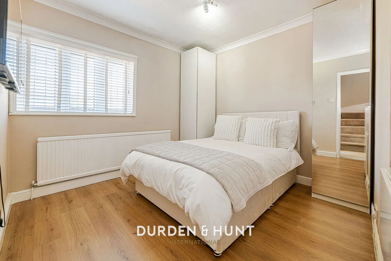 Wickford Drive, Harold Hill, RM3, photo 20