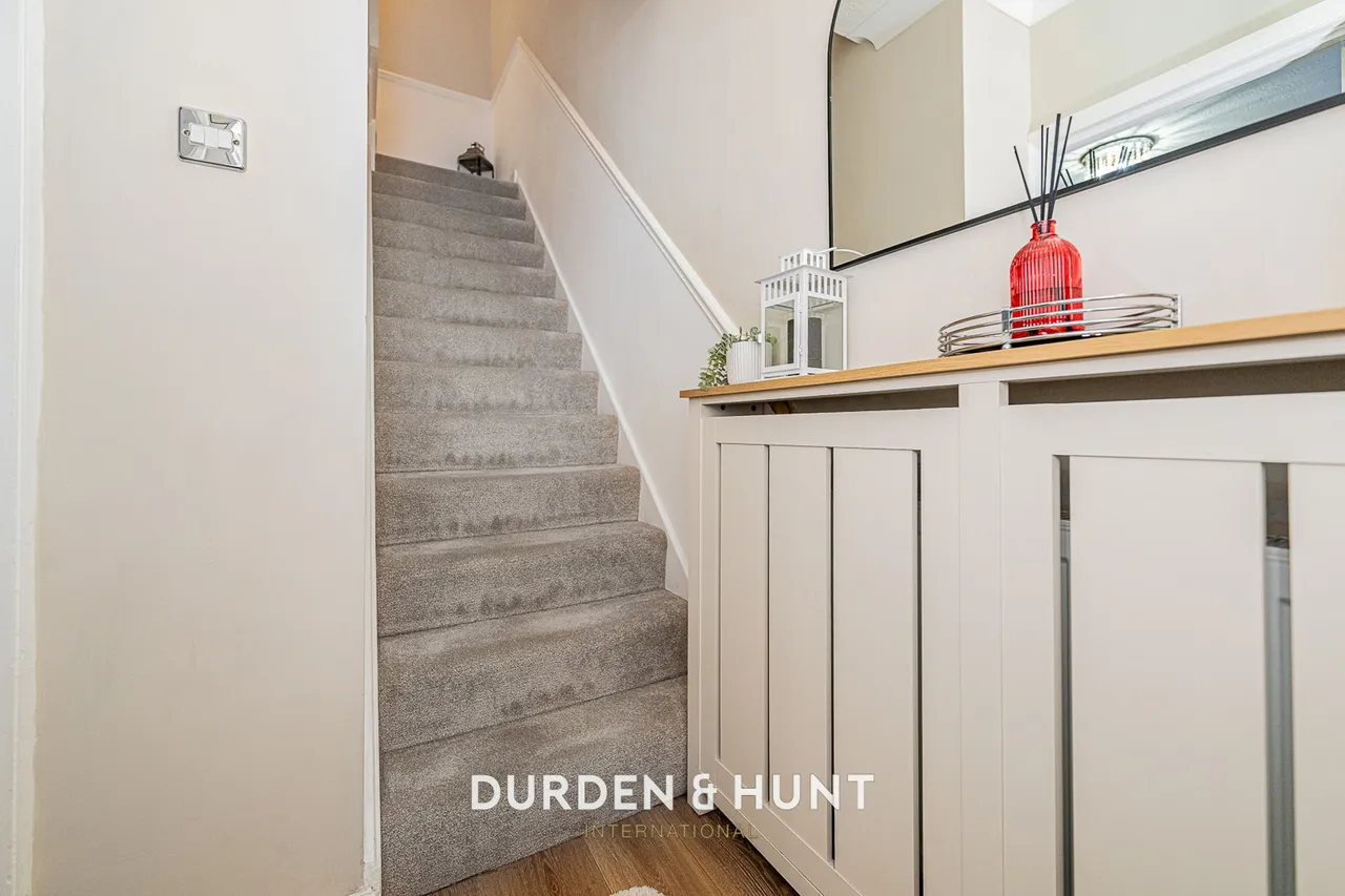 Wickford Drive, Harold Hill, RM3, photo 13