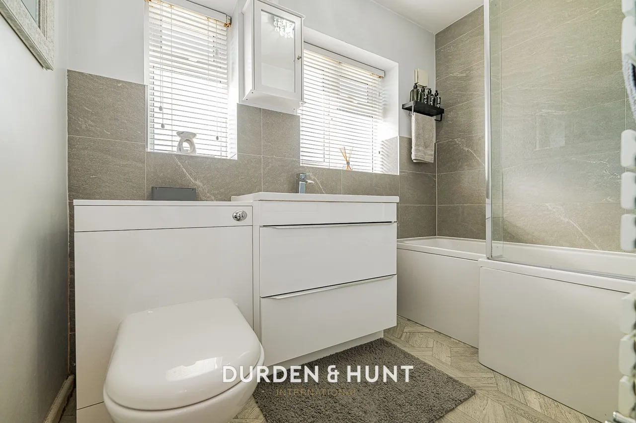 Wickford Drive, Harold Hill, RM3, photo 16