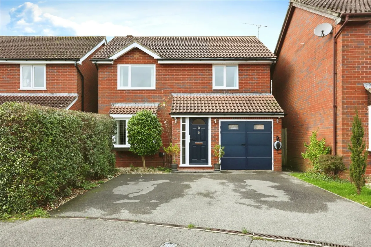 4 bed house for sale, Thetford Gardens, Chandler's Ford, SO53