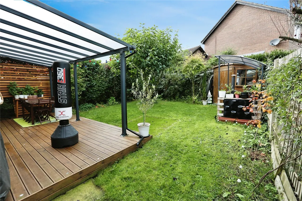 Thetford Gardens, Chandler's Ford, SO53, photo 15