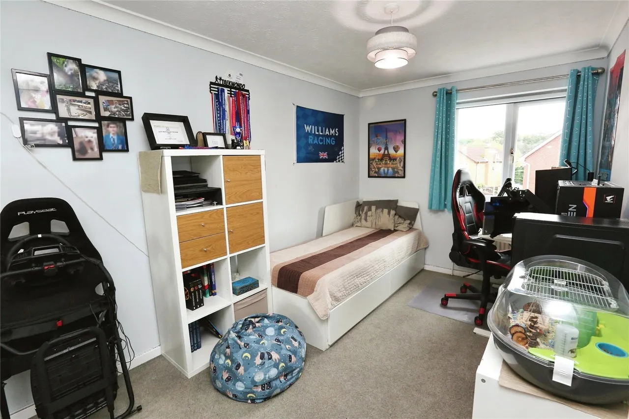Thetford Gardens, Chandler's Ford, SO53, photo 10