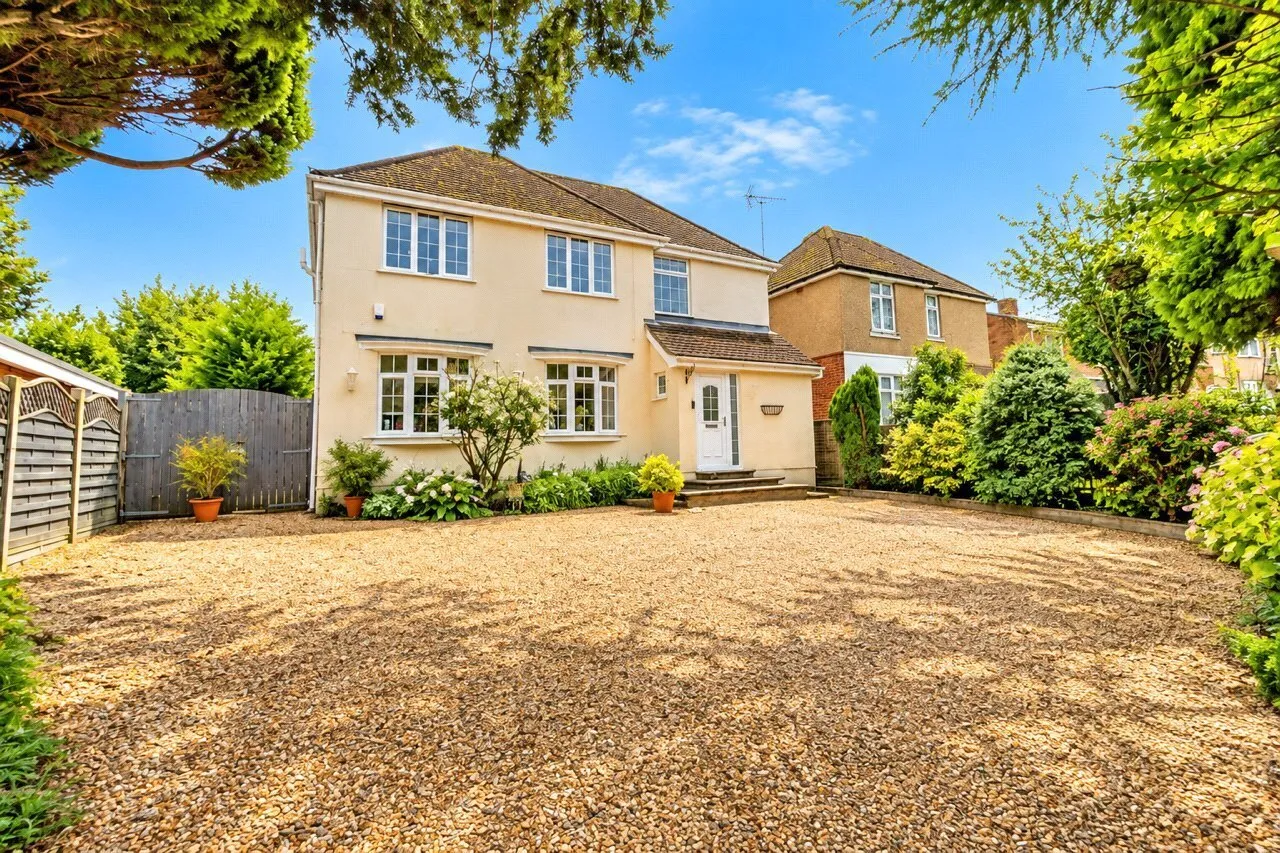 5 bed house for sale, Romsey Road, Maybush, SO16