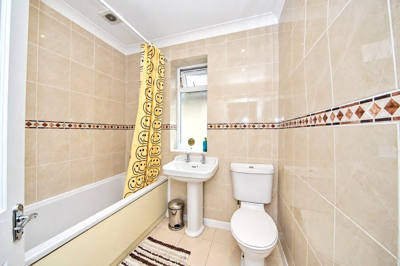 Romsey Road, Maybush, SO16, photo 15
