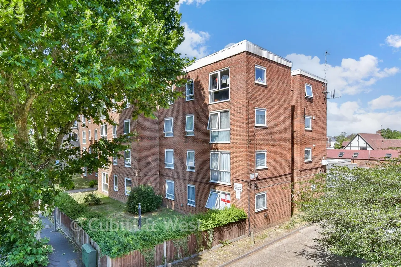 2 bed flat for sale, St. James Road, Sutton, SM1