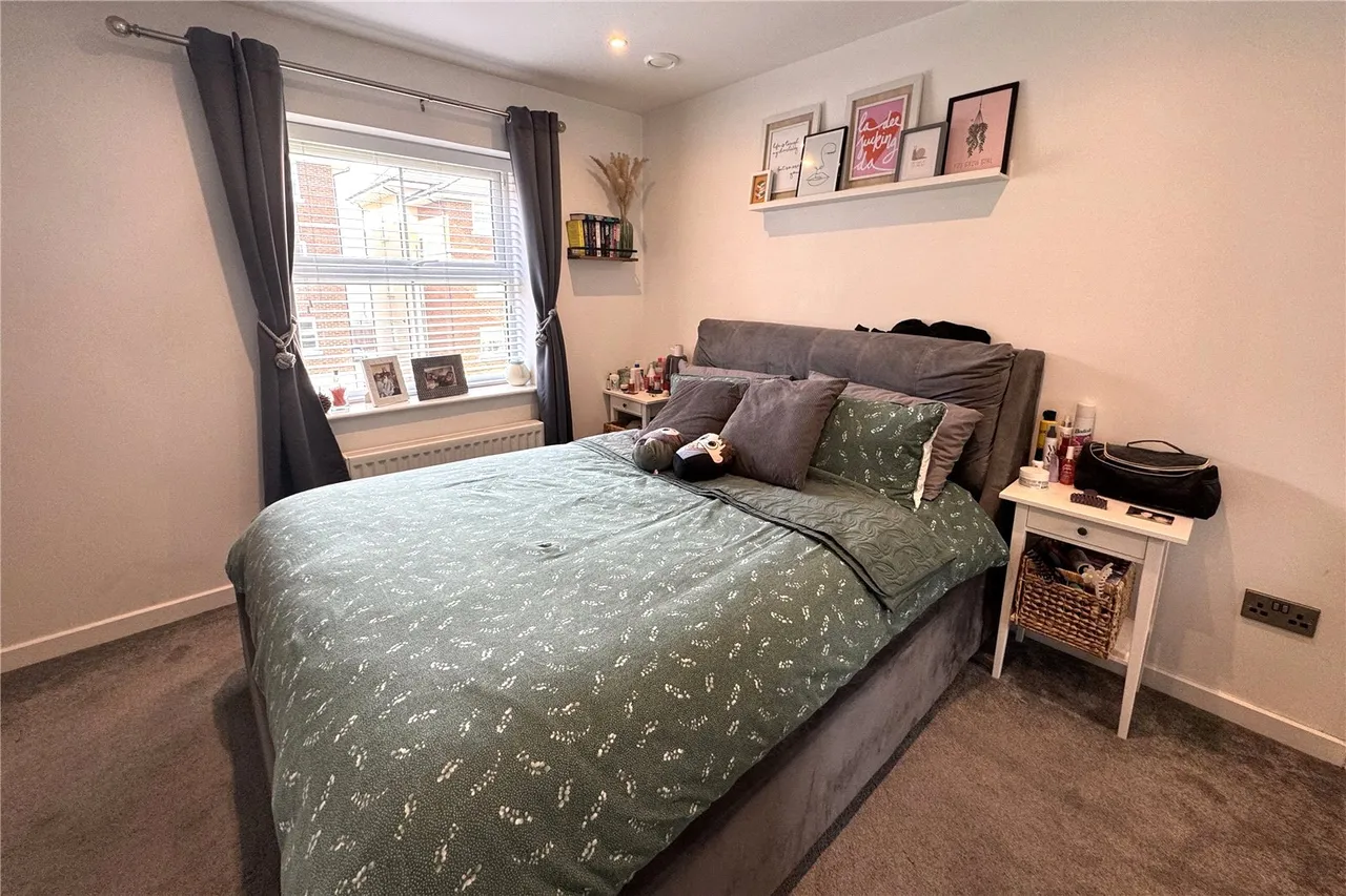 Maybery House, Sopwith Drive, Farnborough, Hampshire, GU14 6GP, photo 11