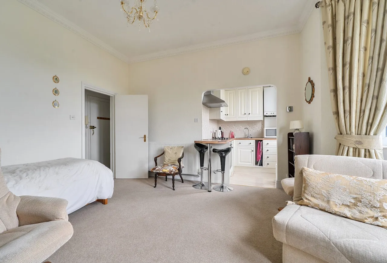 Lower Oldfield Park, Bath, BA2 3HP, photo 4