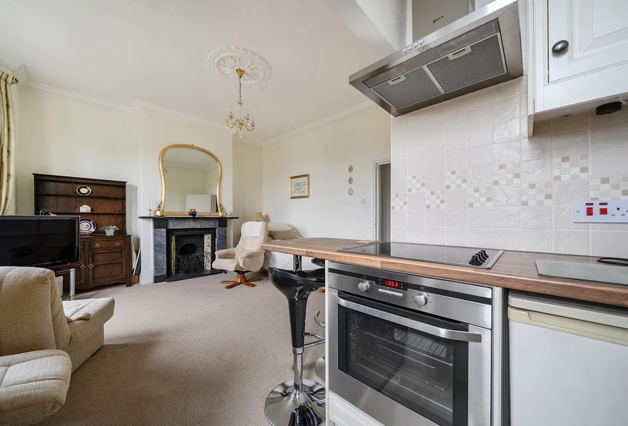 Lower Oldfield Park, Bath, BA2 3HP, photo 7