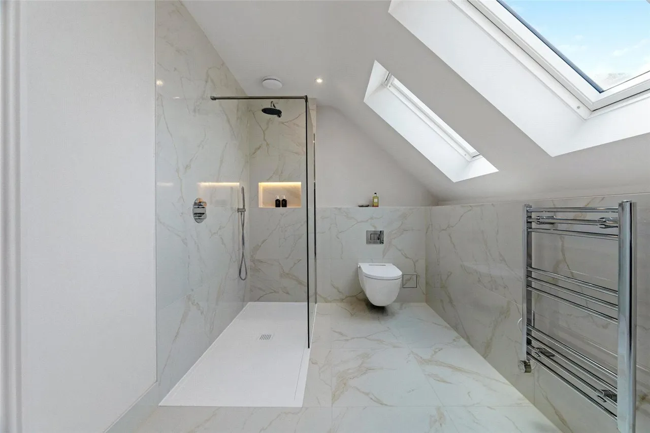 Wildmoor, Sherfield-on-Loddon, RG27, photo 12