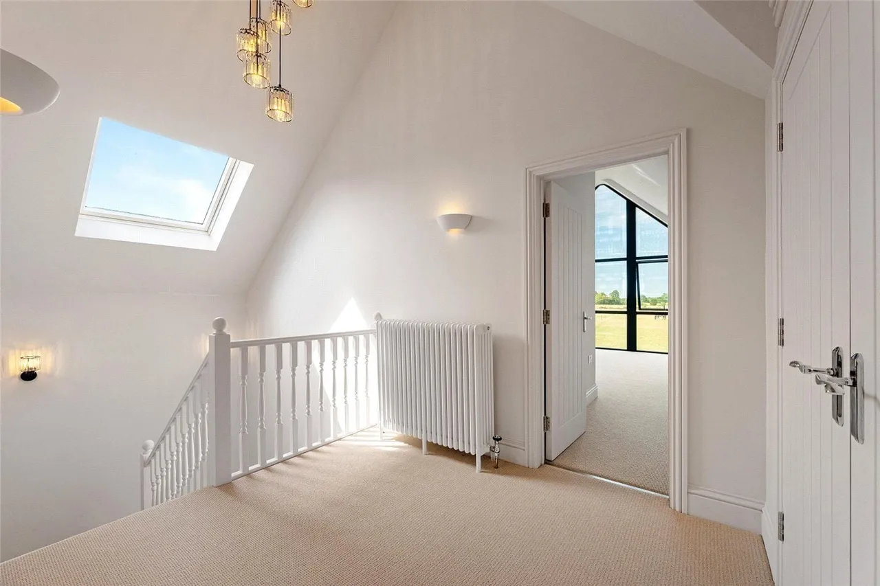 Wildmoor, Sherfield-on-Loddon, RG27, photo 21
