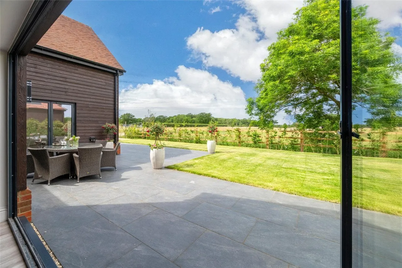Wildmoor, Sherfield-on-Loddon, RG27, photo 9
