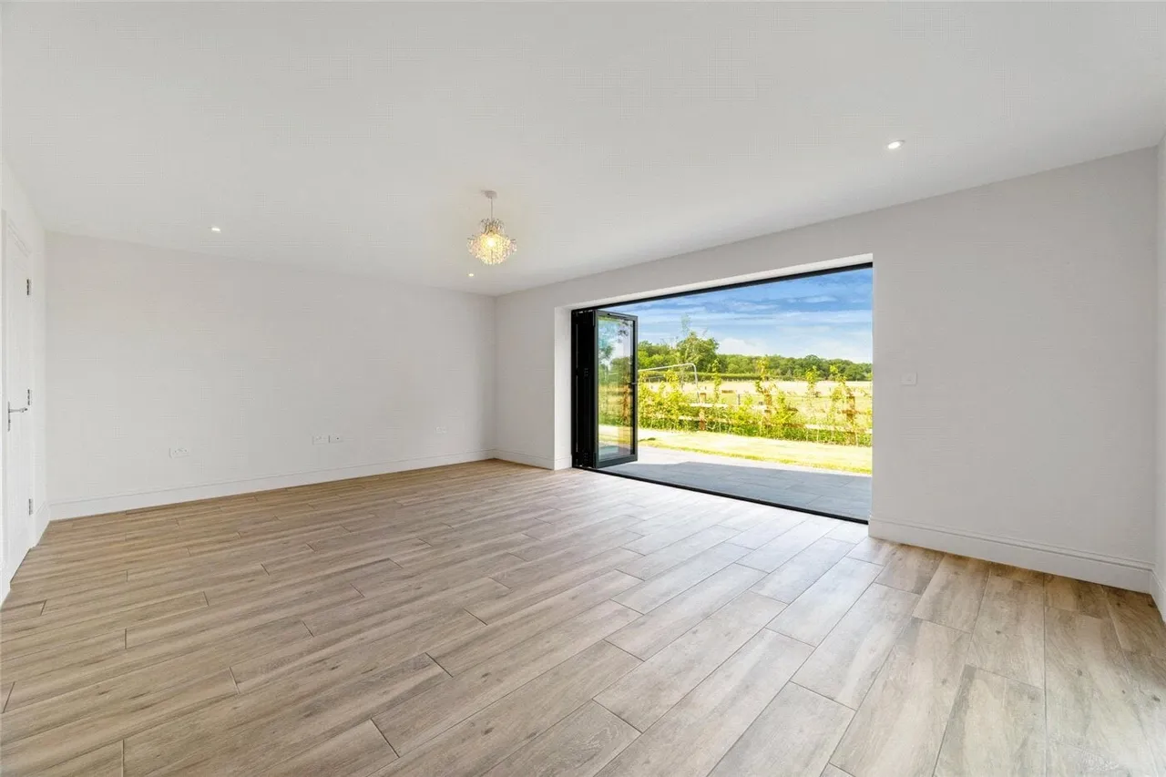 Wildmoor, Sherfield-on-Loddon, RG27, photo 17