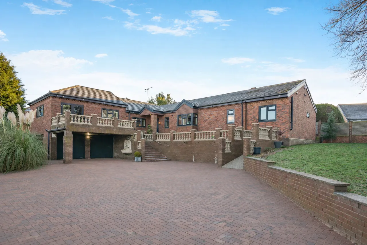 4 bed house for sale, Fitzwilliam Street, Swinton, S64