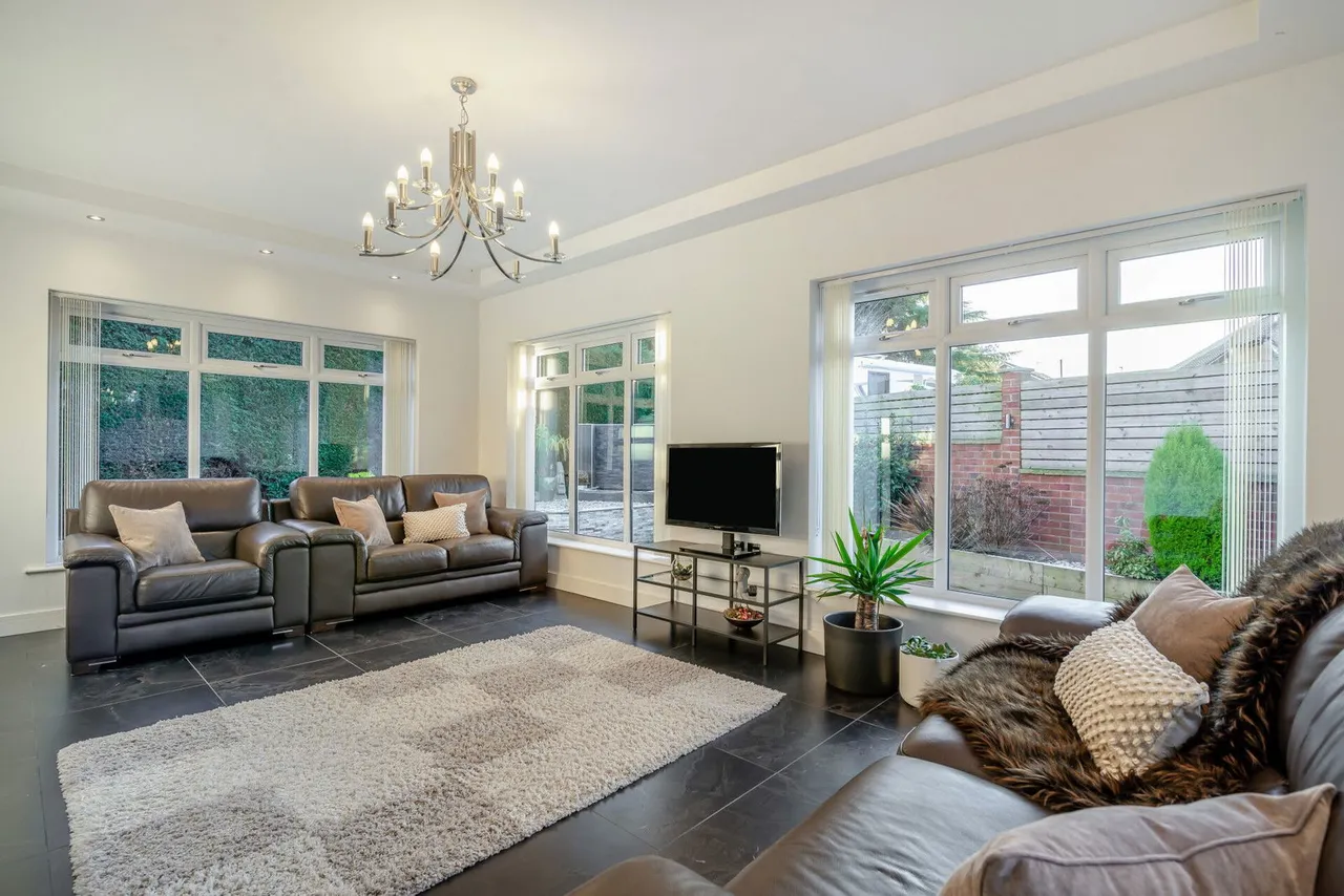 Fitzwilliam Street, Swinton, S64, photo 11