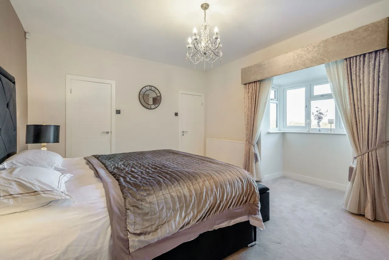 Fitzwilliam Street, Swinton, S64, photo 18