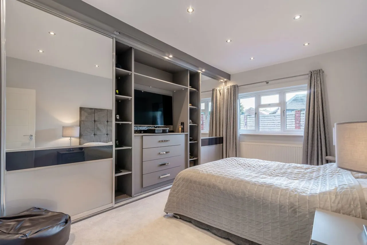 Fitzwilliam Street, Swinton, S64, photo 20