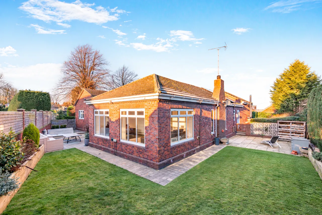 Fitzwilliam Street, Swinton, S64, photo 33