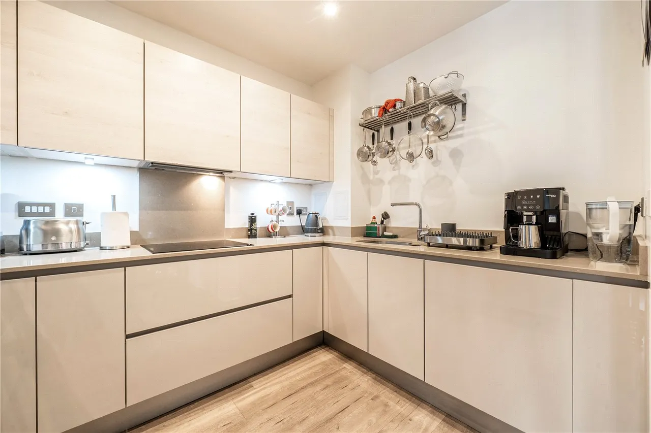Bight Court, 17 Nellie Cressall Way, London, E3, photo 9