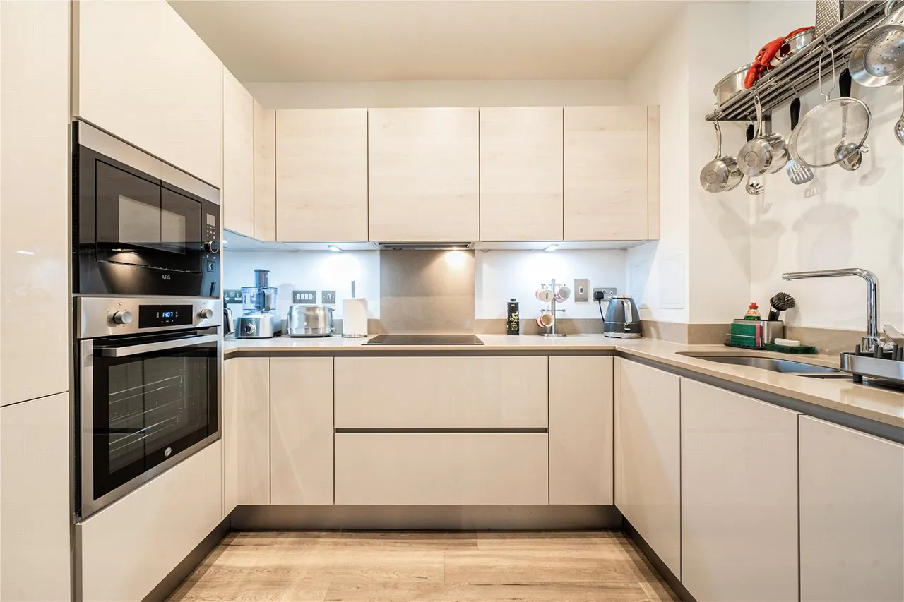 Bight Court, 17 Nellie Cressall Way, London, E3, photo 8