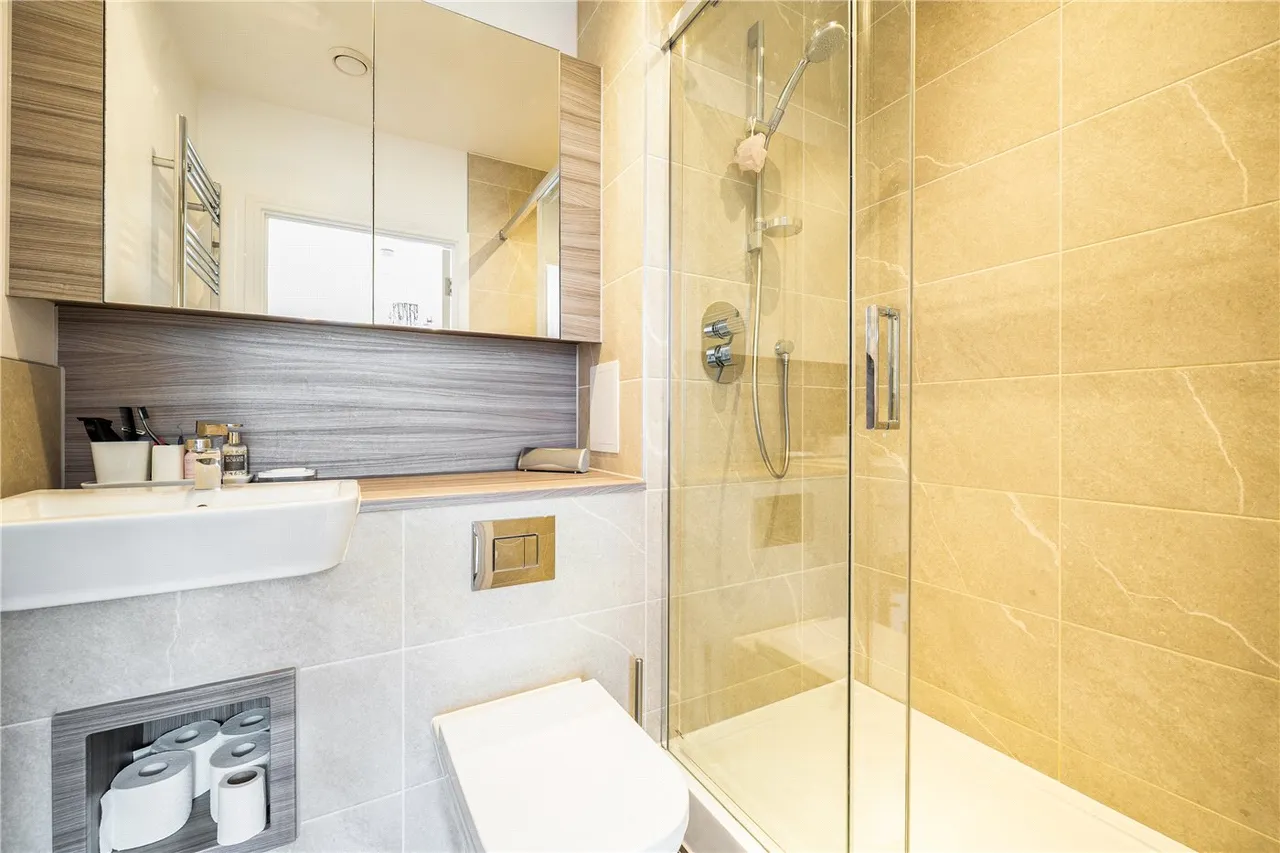 Bight Court, 17 Nellie Cressall Way, London, E3, photo 6