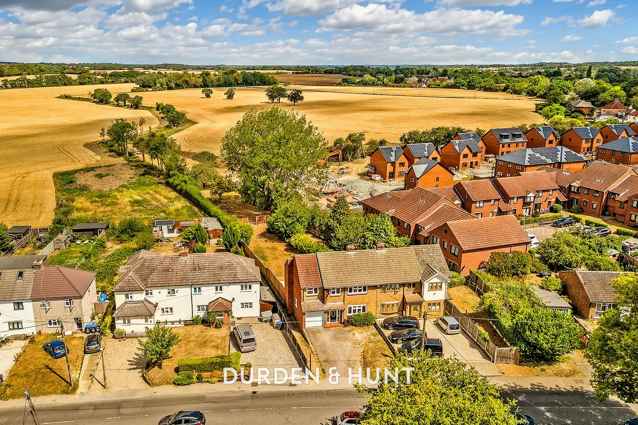 Moreton Road, Ongar, CM5, photo 29