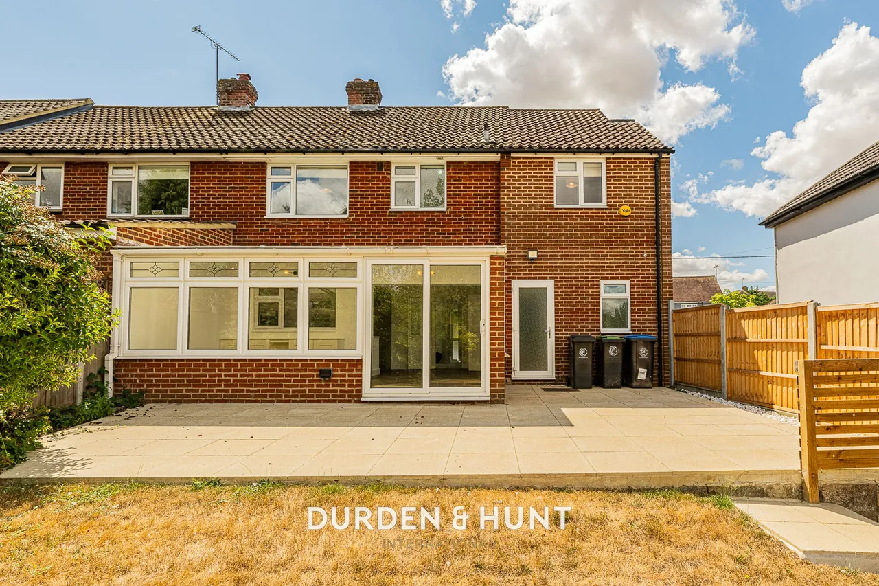 Moreton Road, Ongar, CM5, photo 27