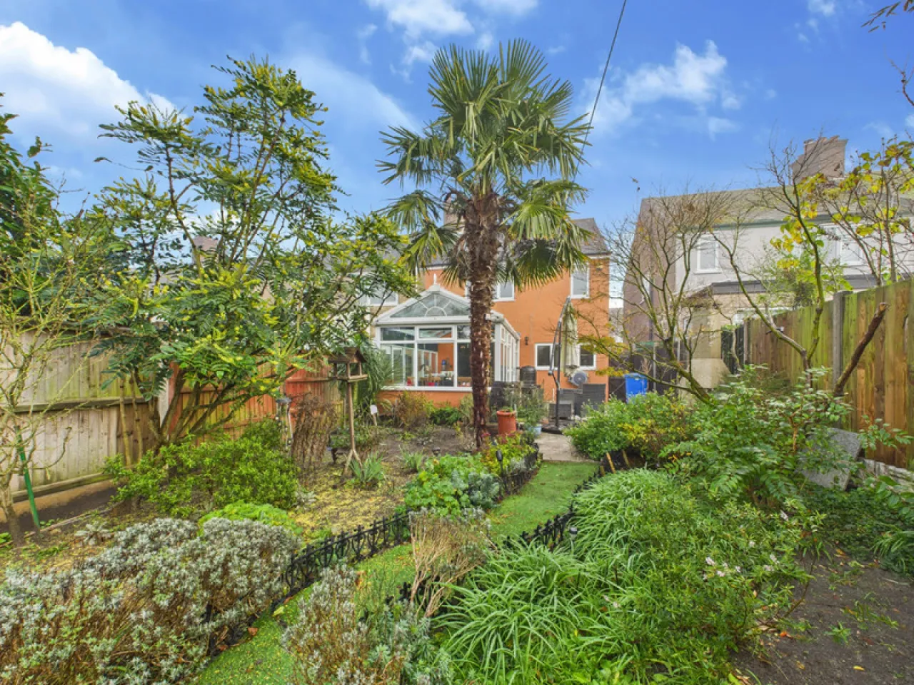 Laurel Road, Lowestoft, photo 13