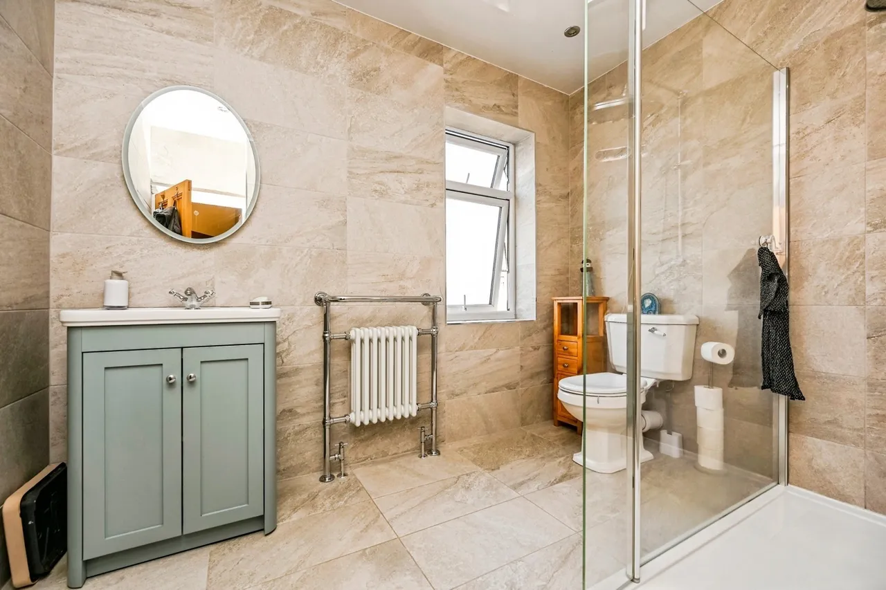 Brookfield Avenue, Crosby, L23, photo 12