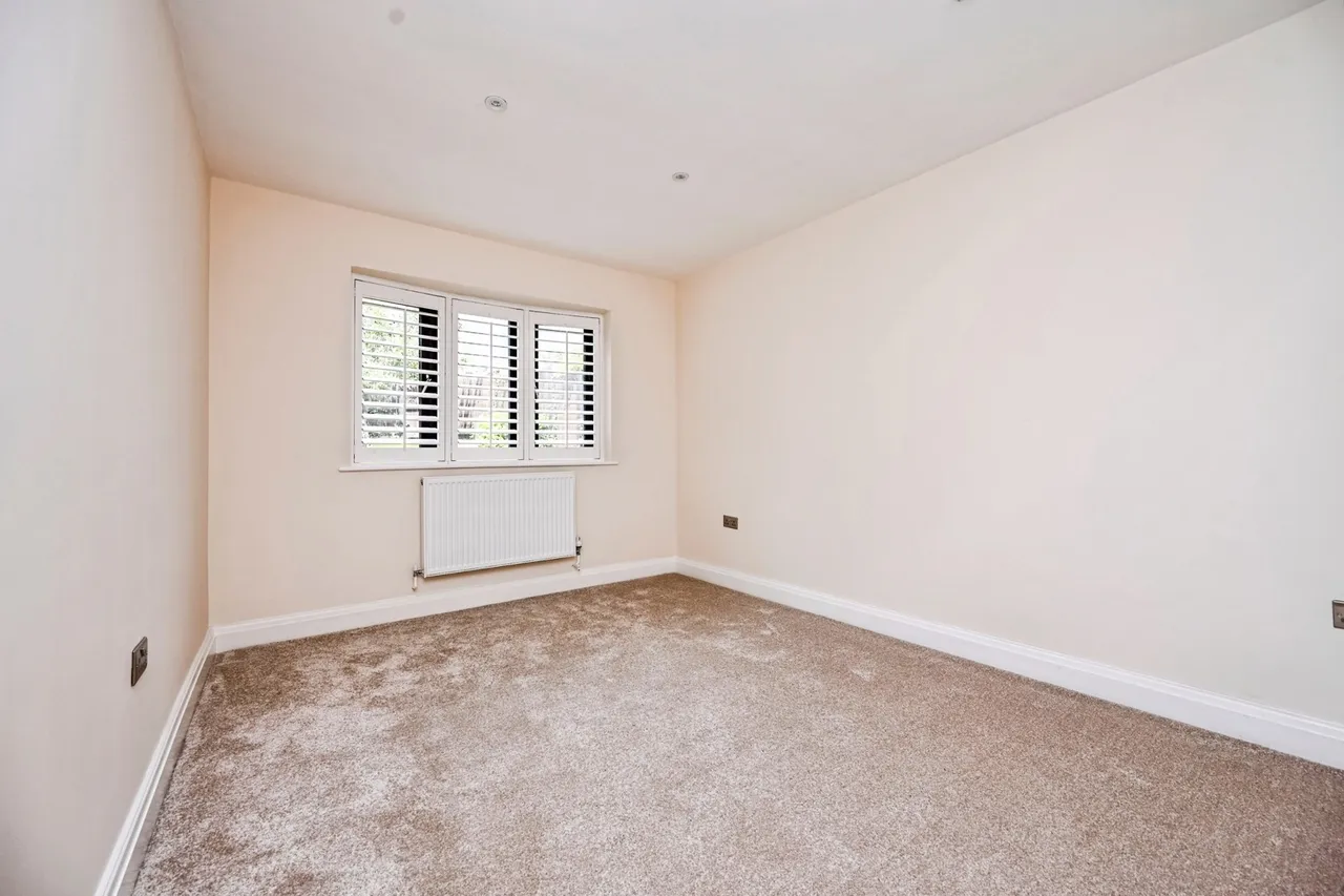 Clay Cross Road, Liverpool, L25, photo 12