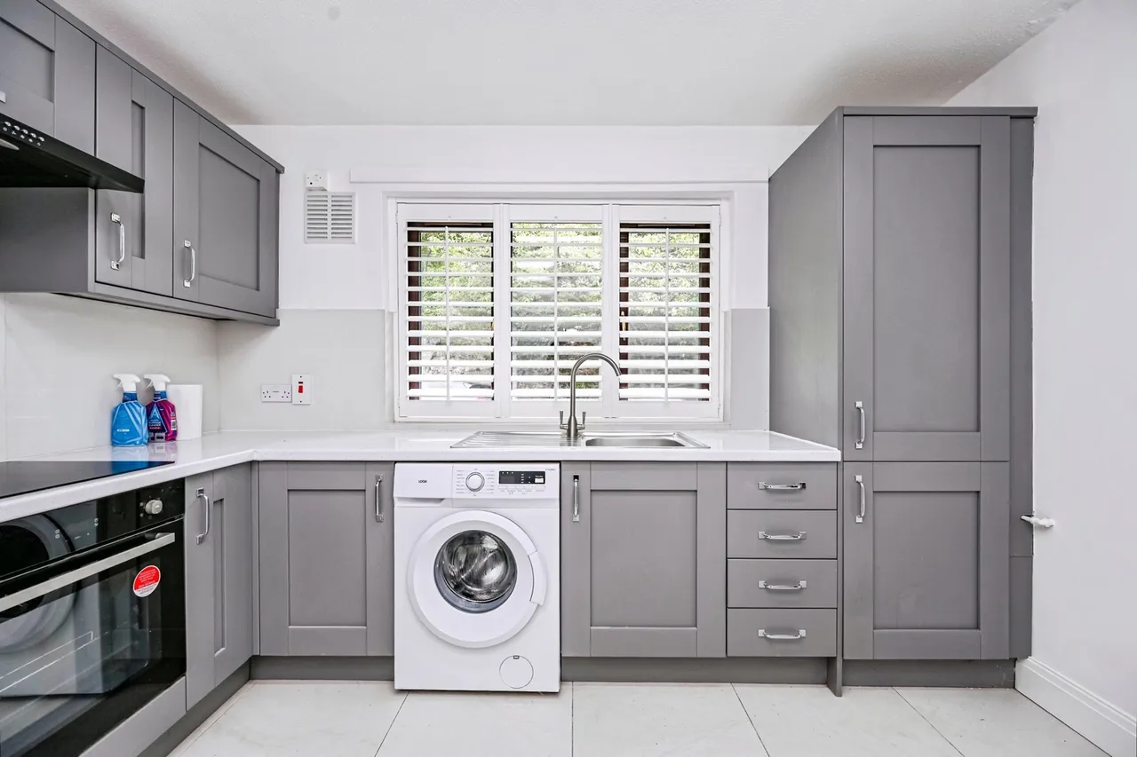 Clay Cross Road, Liverpool, L25, photo 8