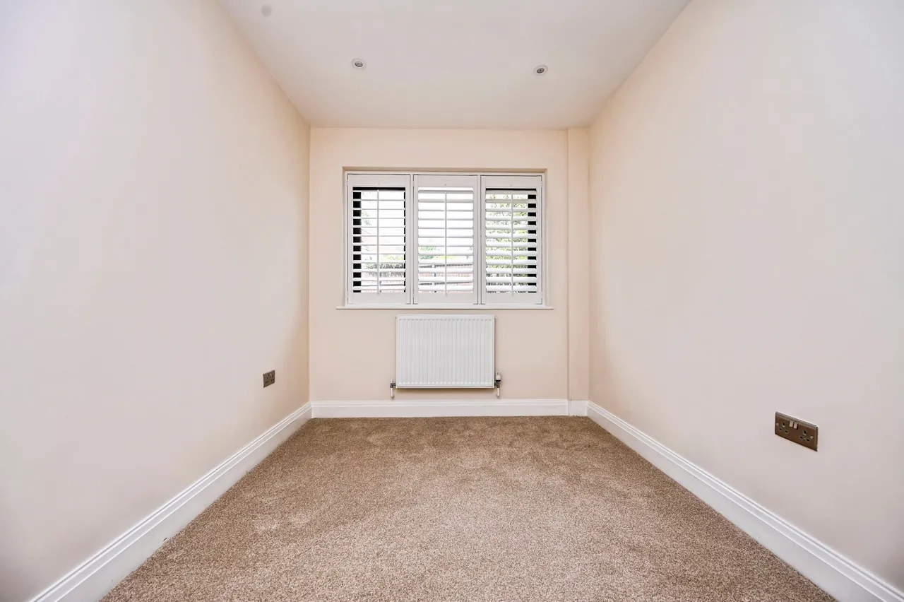Clay Cross Road, Liverpool, L25, photo 17