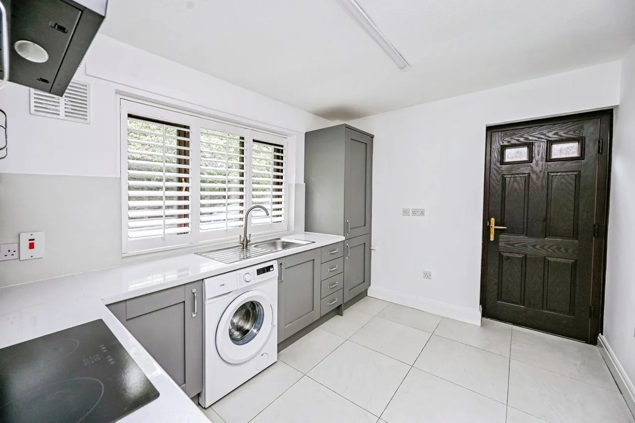 Clay Cross Road, Liverpool, L25, photo 11
