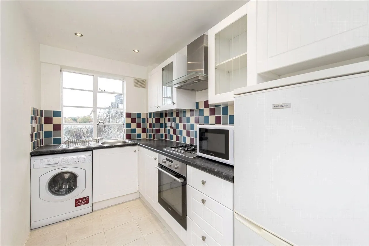 Corner Fielde, Streatham Hill, SW2, photo 2