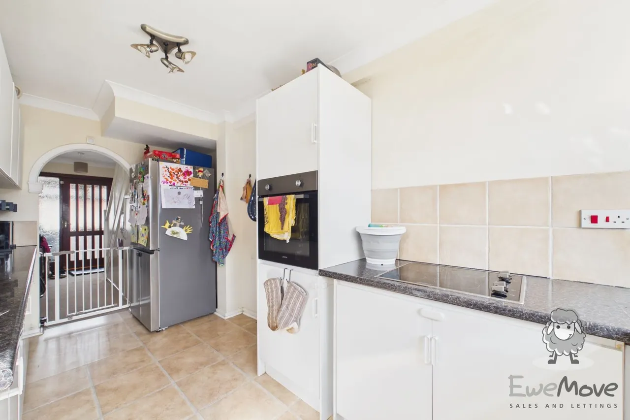 Peebles Avenue, St. Helens, WA11, photo 6