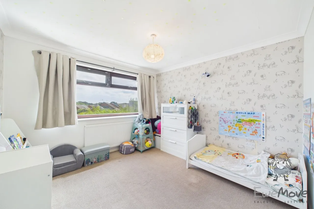 Peebles Avenue, St. Helens, WA11, photo 10
