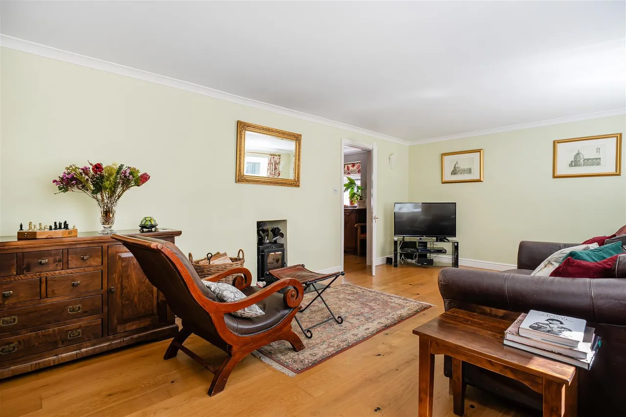Raffin Lane, Pewsey, SN9, photo 5