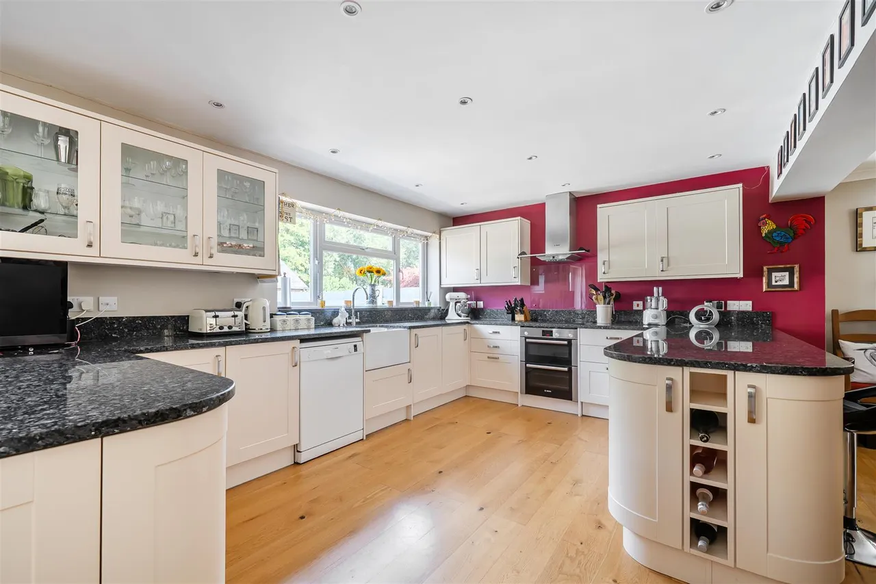 Raffin Lane, Pewsey, SN9, photo 6