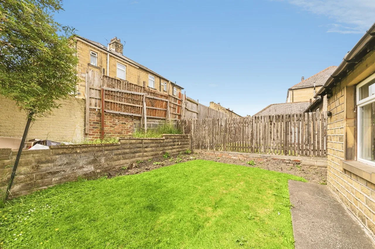 Ellison Street, Crosland Moor, Huddersfield, photo 12