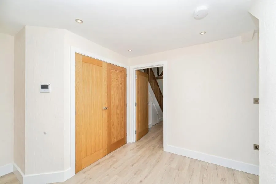 Harmondsworth Lane, Sipson, UB7, photo 15