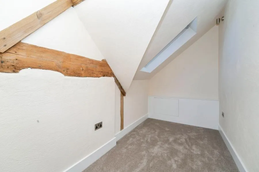Harmondsworth Lane, Sipson, UB7, photo 16